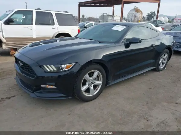 1FA6P8AM7H5323794 2017 FORD MUSTANG - Image 2