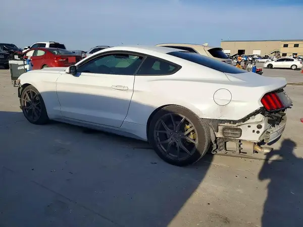 1FA6P8AM8G5229762 2016 FORD MUSTANG - Image 2