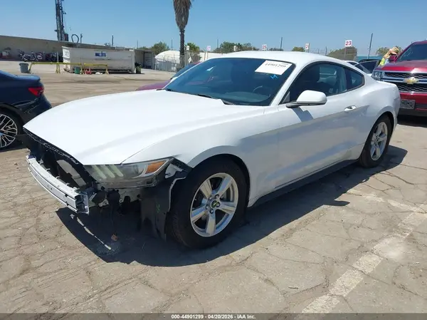 1FA6P8AM8H5213868 2017 FORD MUSTANG - Image 2