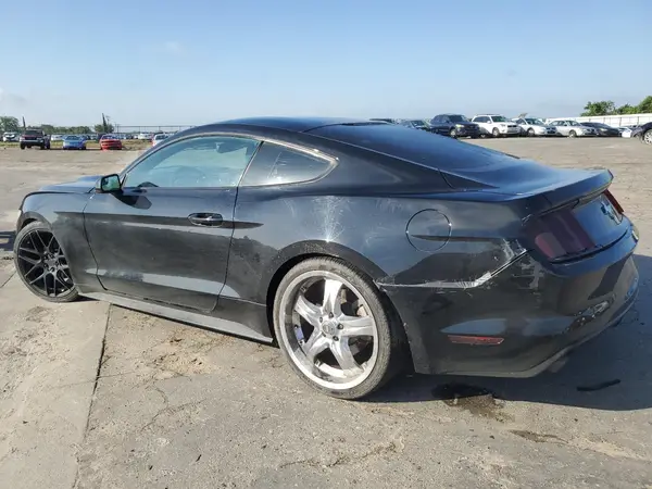 1FA6P8AM8H5225437 2017 FORD MUSTANG - Image 2