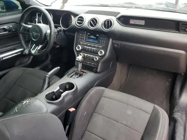 1FA6P8AM8H5230783 2017 FORD MUSTANG - Image 8