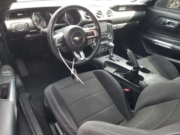 1FA6P8AM8H5266571 2017 FORD MUSTANG - Image 8