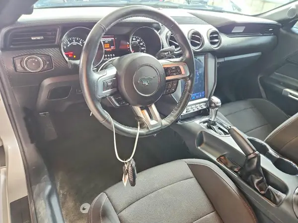 1FA6P8AM8H5305210 2017 FORD MUSTANG - Image 8