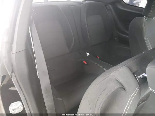 1FA6P8AM8H5309175 2017 FORD MUSTANG - Image 8