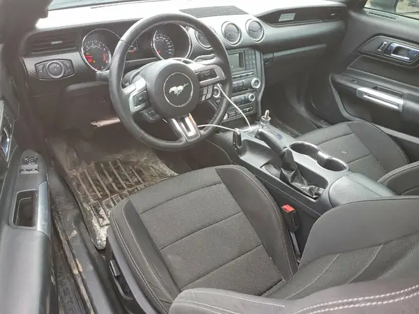 1FA6P8AM8H5318653 2017 FORD MUSTANG - Image 8