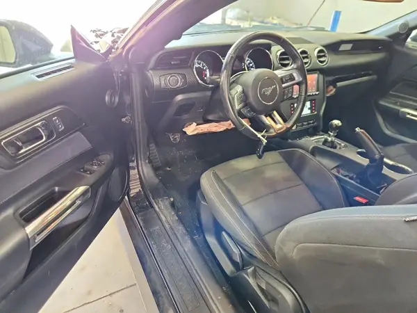 1FA6P8AM8H5319656 2017 FORD MUSTANG - Image 8