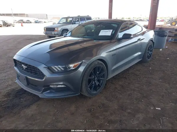 1FA6P8AM8H5322833 2017 FORD MUSTANG - Image 2