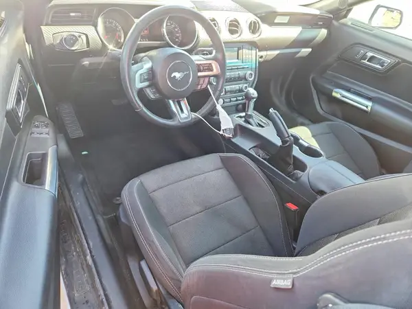 1FA6P8AM8H5329927 2017 FORD MUSTANG - Image 8