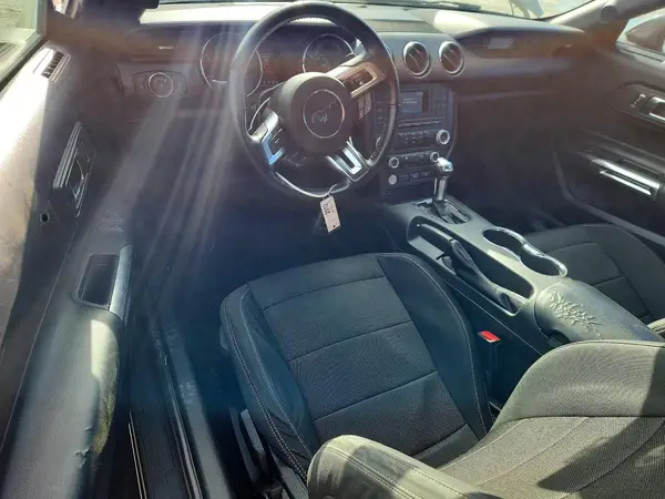 1FA6P8AM8H5335226 2017 FORD MUSTANG - Image 8
