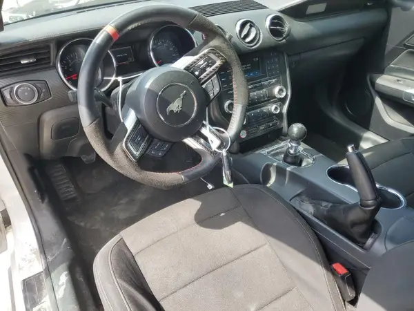 1FA6P8AM8H5335405 2017 FORD MUSTANG - Image 8