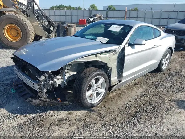 1FA6P8AM8H5343214 2017 FORD MUSTANG - Image 2