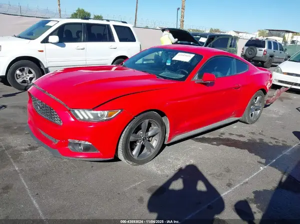1FA6P8AM9G5221069 2016 FORD MUSTANG - Image 2