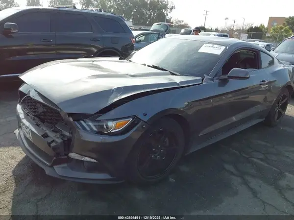 1FA6P8AM9G5273172 2016 FORD MUSTANG - Image 2