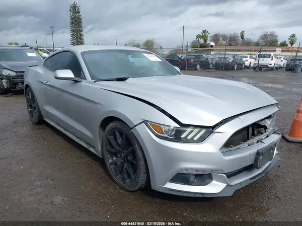 1FA6P8AM9G5304078 2016 FORD MUSTANG - Image 1