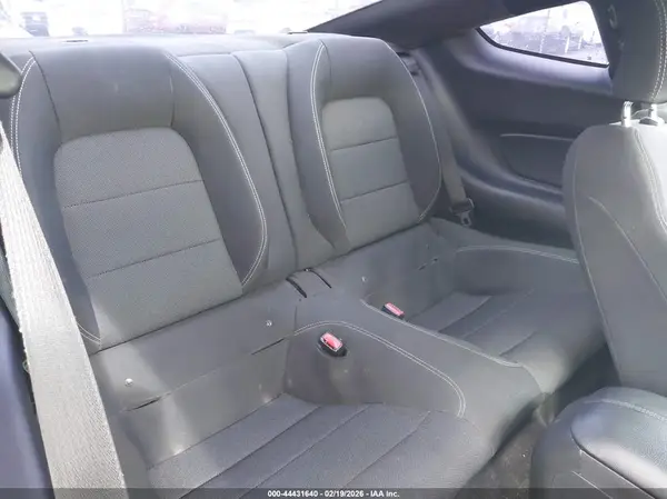 1FA6P8AM9G5304078 2016 FORD MUSTANG - Image 8