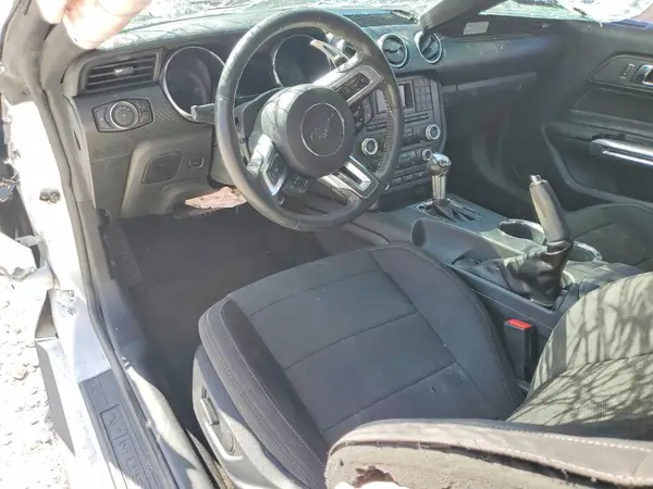 1FA6P8AM9G5305070 2016 FORD MUSTANG - Image 8