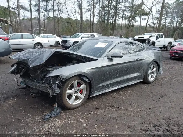 1FA6P8AM9H5201910 2017 FORD MUSTANG - Image 2