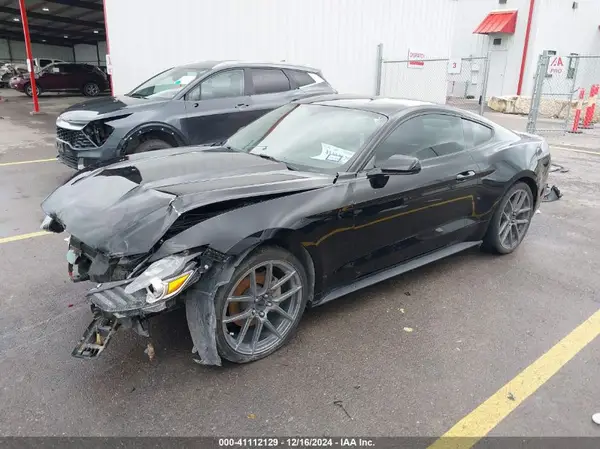 1FA6P8AM9H5210025 2017 FORD MUSTANG - Image 2