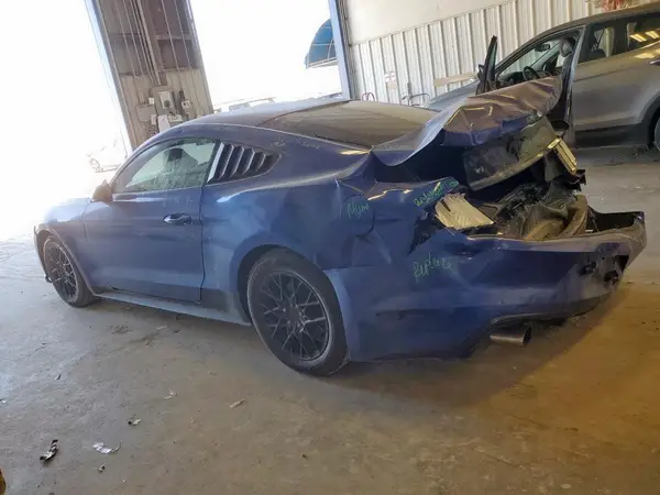 1FA6P8AM9H5235197 2017 FORD MUSTANG - Image 2