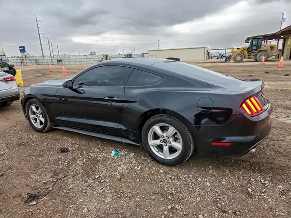 1FA6P8AM9H5236303 2017 FORD MUSTANG - Image 2