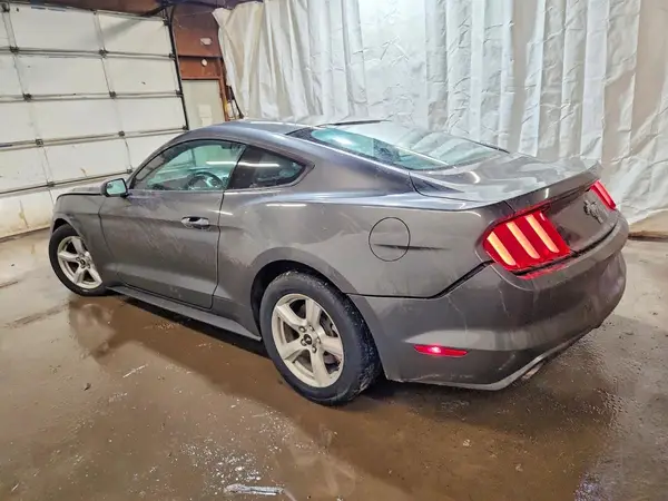 1FA6P8AM9H5236916 2017 FORD MUSTANG - Image 2