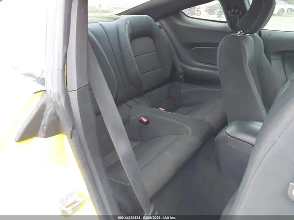 1FA6P8AM9H5247723 2017 FORD MUSTANG - Image 8