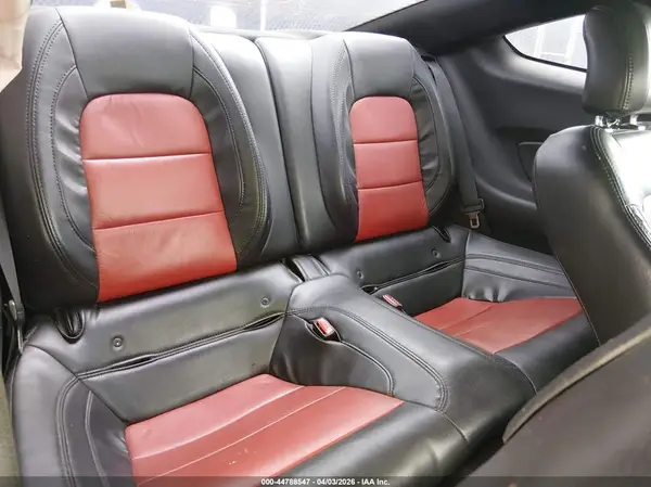 1FA6P8AM9H5256082 2017 FORD MUSTANG - Image 8