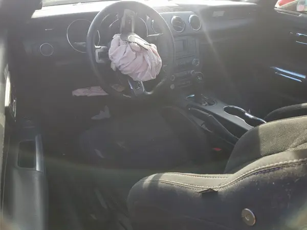1FA6P8AM9H5289843 2017 FORD MUSTANG - Image 8