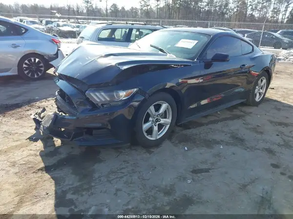 1FA6P8AM9H5290152 2017 FORD MUSTANG - Image 2