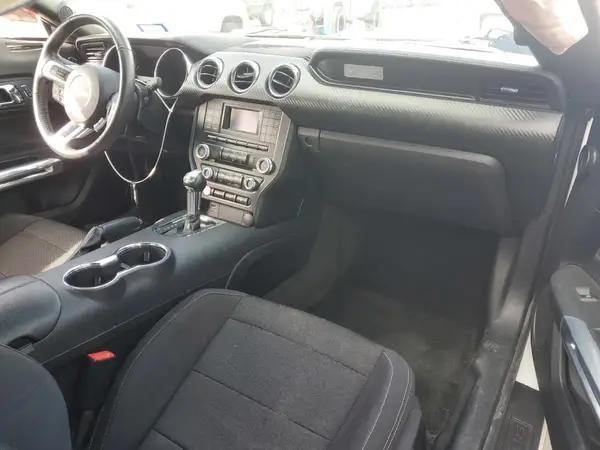 1FA6P8AM9H5335770 2017 FORD MUSTANG - Image 8