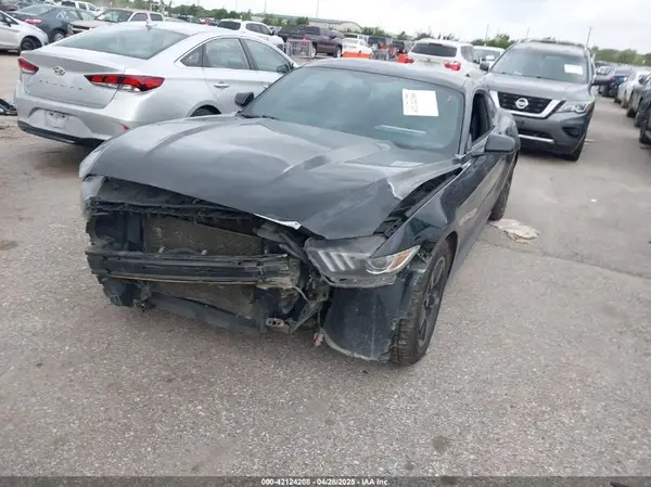 1FA6P8AMXH5203178 2017 FORD MUSTANG - Image 2