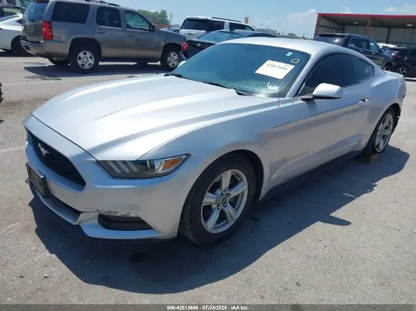 1FA6P8AMXH5203407 2017 FORD MUSTANG - Image 2