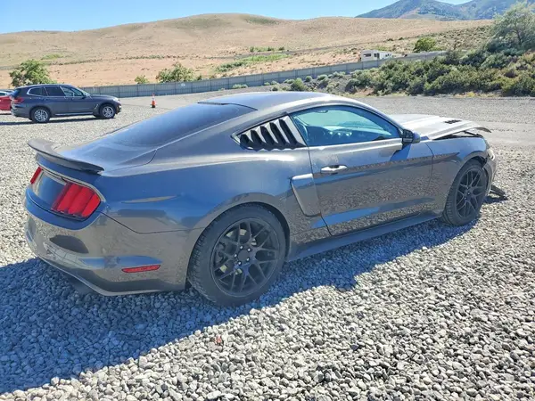 1FA6P8AMXH5203956 2017 FORD MUSTANG - Image 2