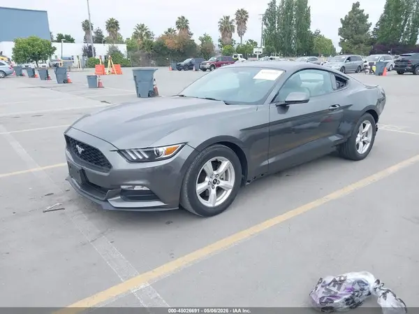 1FA6P8AMXH5214181 2017 FORD MUSTANG - Image 2