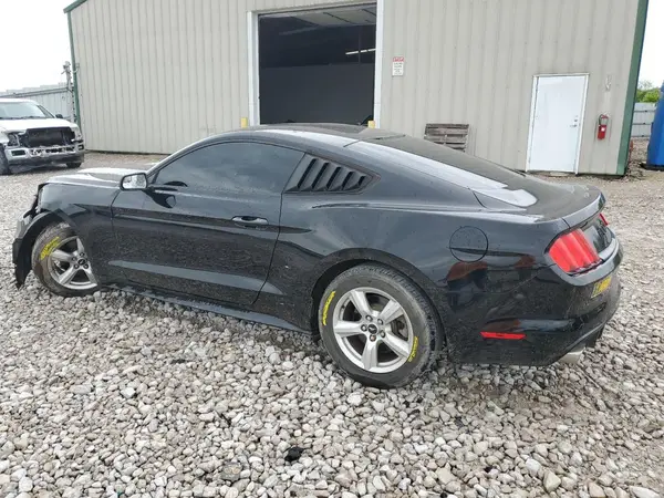 1FA6P8AMXH5236598 2017 FORD MUSTANG - Image 2