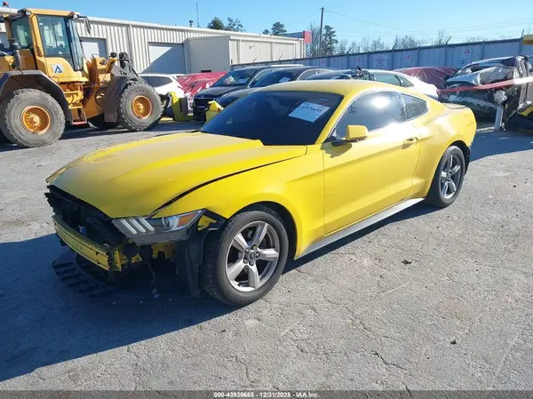 1FA6P8AMXH5320596 2017 FORD MUSTANG - Image 2