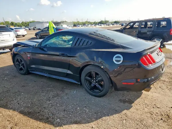 1FA6P8AMXH5323143 2017 FORD MUSTANG - Image 2