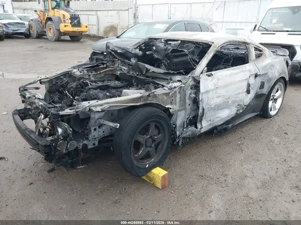 1FA6P8CF0G5303481 2016 FORD MUSTANG - Image 2