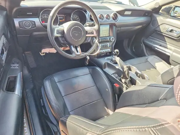 1FA6P8CF0H5250587 2017 FORD MUSTANG - Image 8