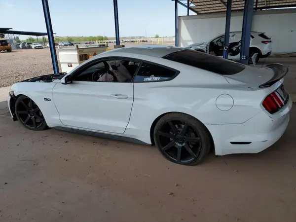 1FA6P8CF0H5323683 2017 FORD MUSTANG - Image 2