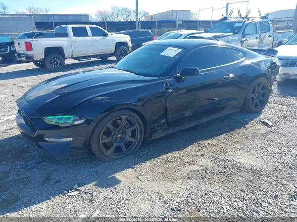 1FA6P8CF0J5137289 2018 FORD MUSTANG - Image 2