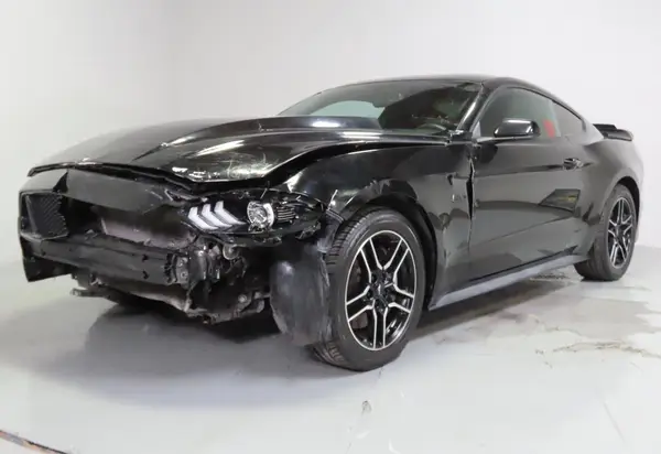 1FA6P8CF0J5159633 2018 FORD MUSTANG - Image 2