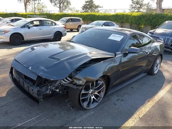 1FA6P8CF0J5180966 2018 FORD MUSTANG - Image 2