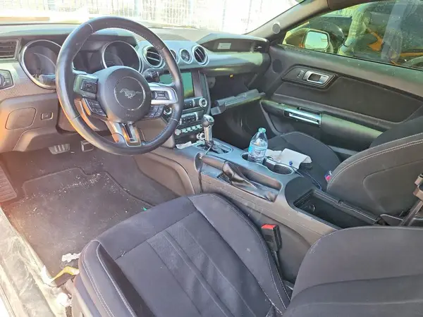 1FA6P8CF0K5175588 2019 FORD MUSTANG - Image 8