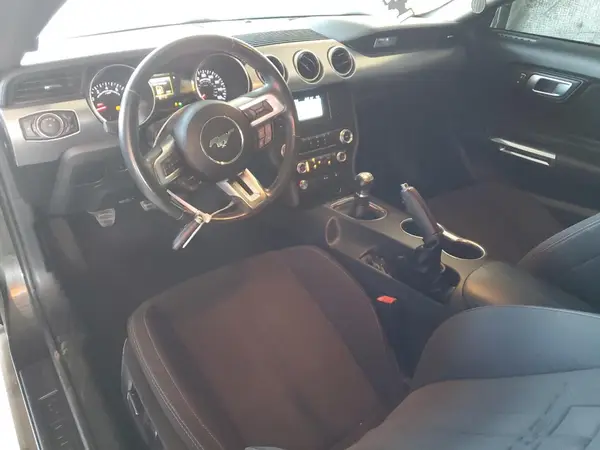 1FA6P8CF0K5181360 2019 FORD MUSTANG - Image 8