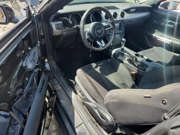 1FA6P8CF0K5185215 2019 FORD MUSTANG - Image 8