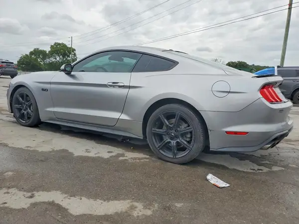 1FA6P8CF0L5105722 2020 FORD MUSTANG - Image 2