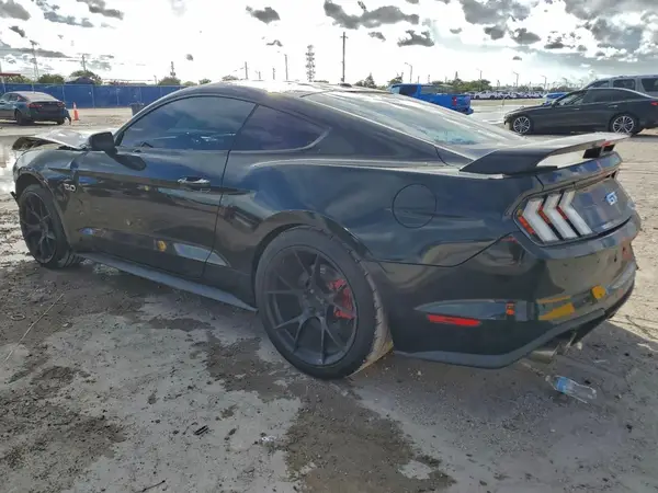 1FA6P8CF0L5130250 2020 FORD MUSTANG - Image 2