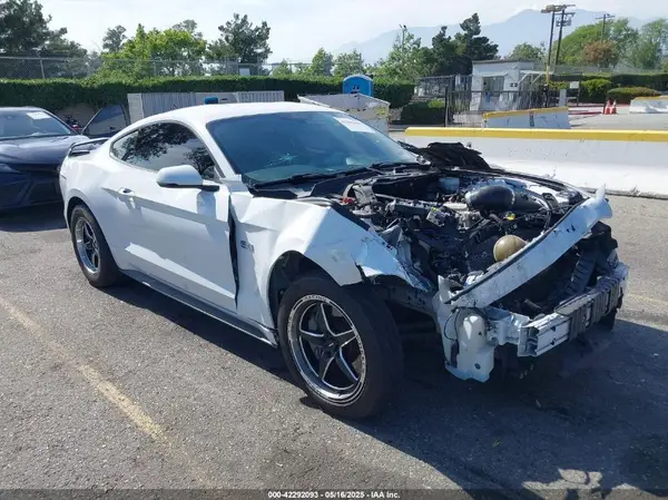 1FA6P8CF0L5136422 2020 FORD MUSTANG - Image 1