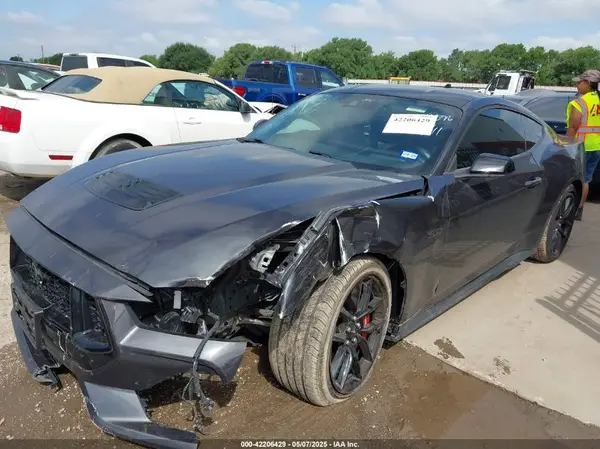 1FA6P8CF0R5411098 2024 FORD MUSTANG - Image 2
